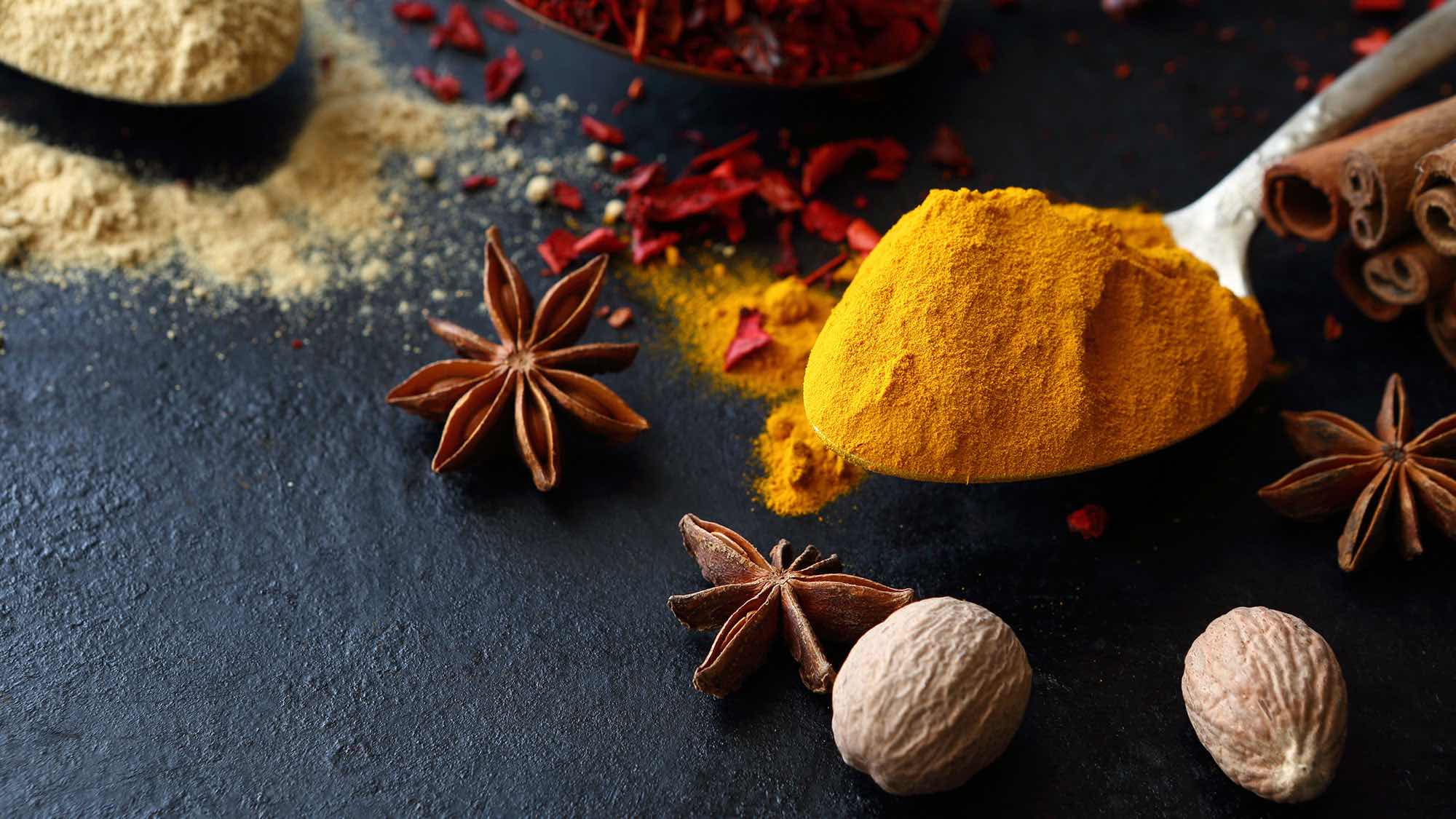 LES FEUILLES DE CURRY