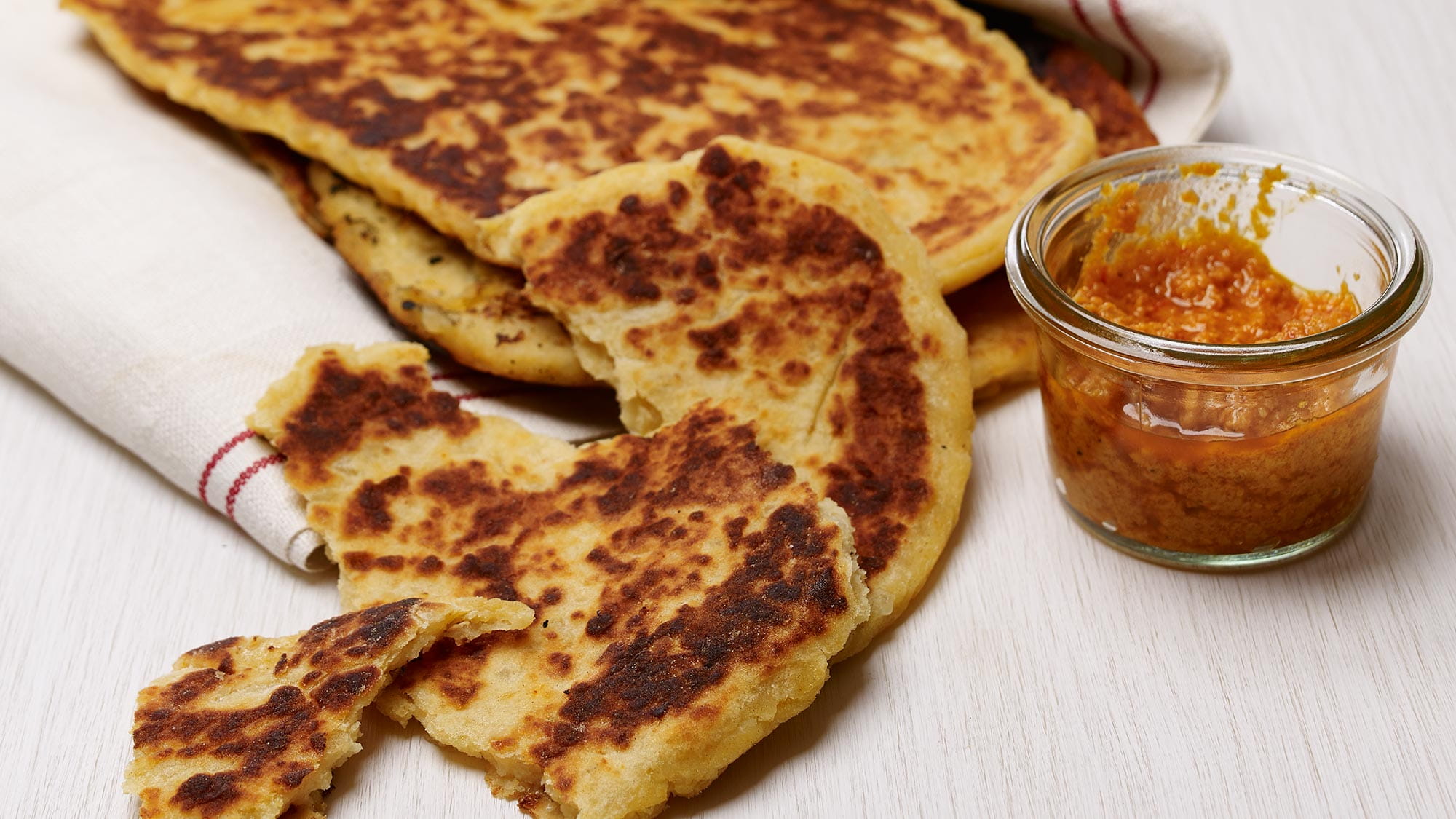 Pain grillé à la plancha