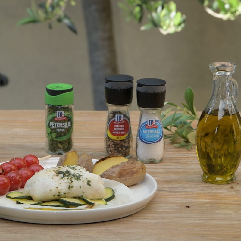 Seehechtfilet vom Grill mit Petersilie