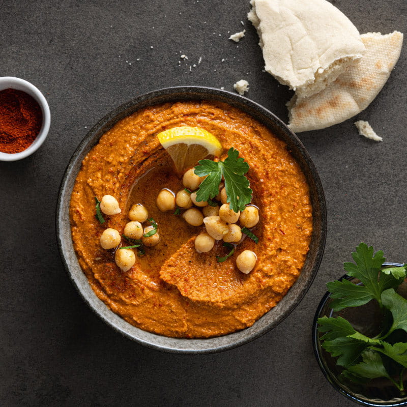 Pikantes Paprika-Walnuss Hummus