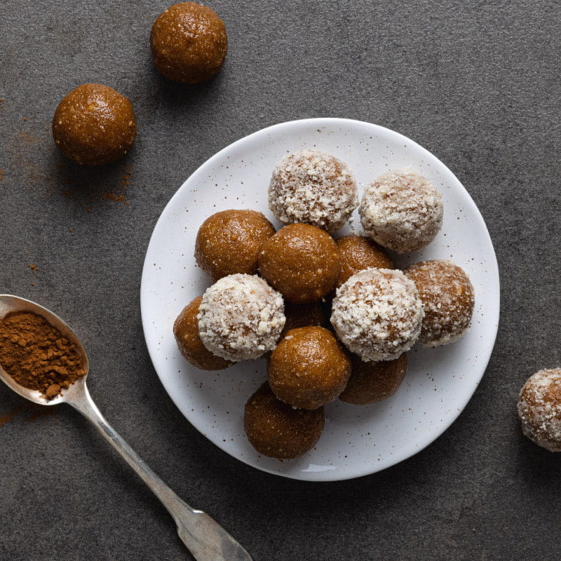 Mandel-Snickerdoodle Kugeln