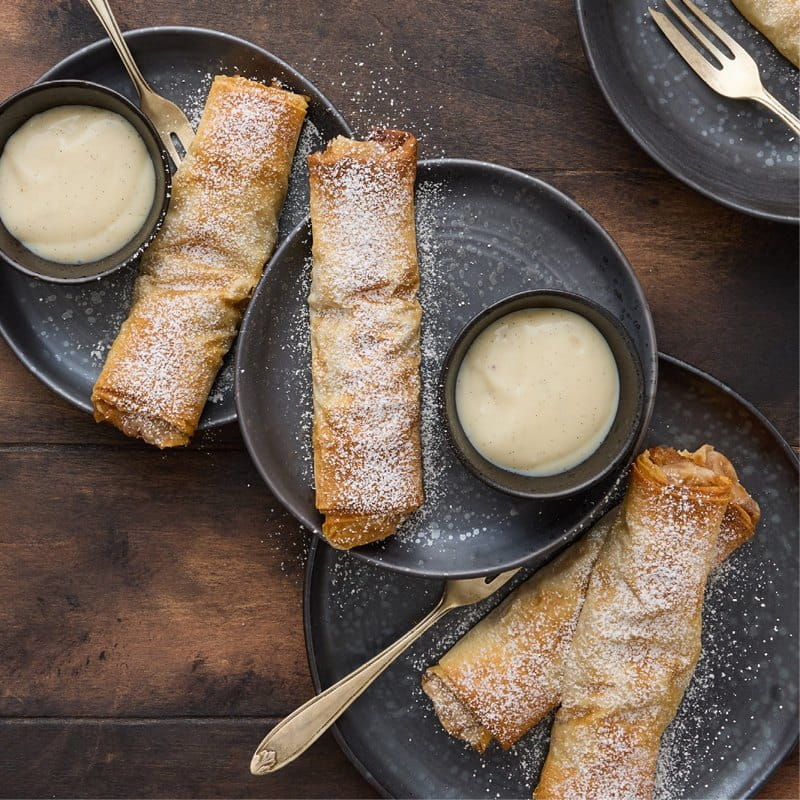 Mini-Birnenstrudel mit Vanillesauce