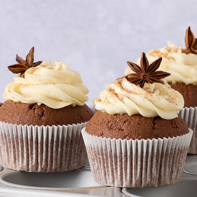 Lebkuchen-Muffins mit Vanille-Frosting