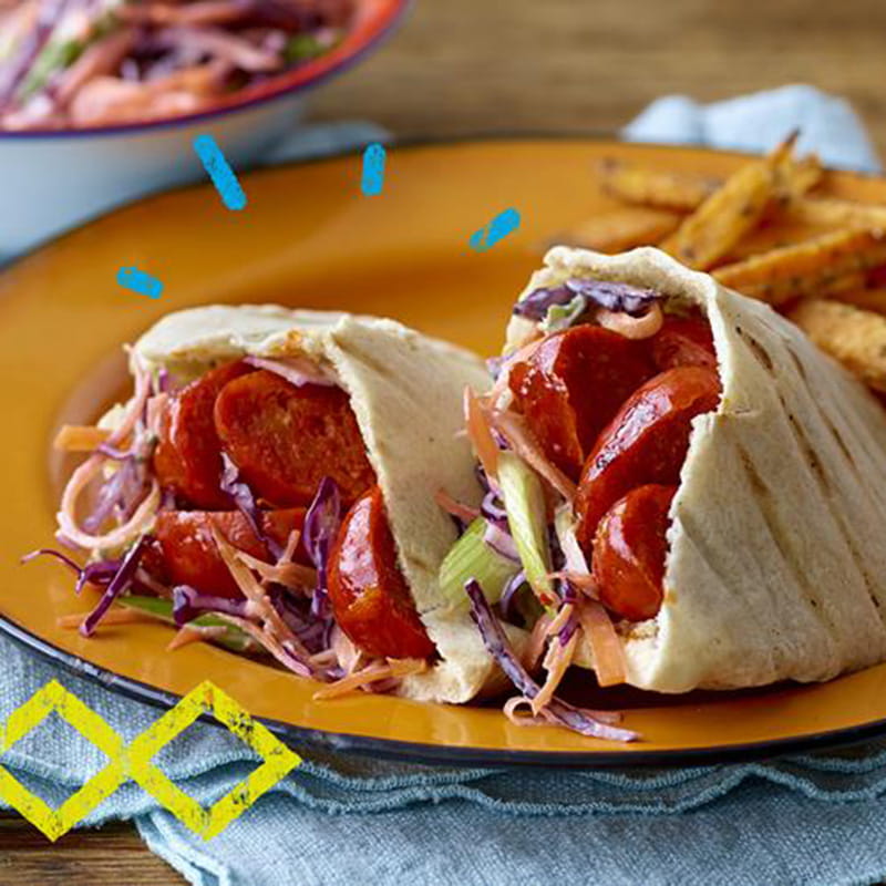 CHIMICHURRI PITA MIT CHORIZO, ROTKOHL UND SÜSSKARTOFFEL-SCHNITZEN