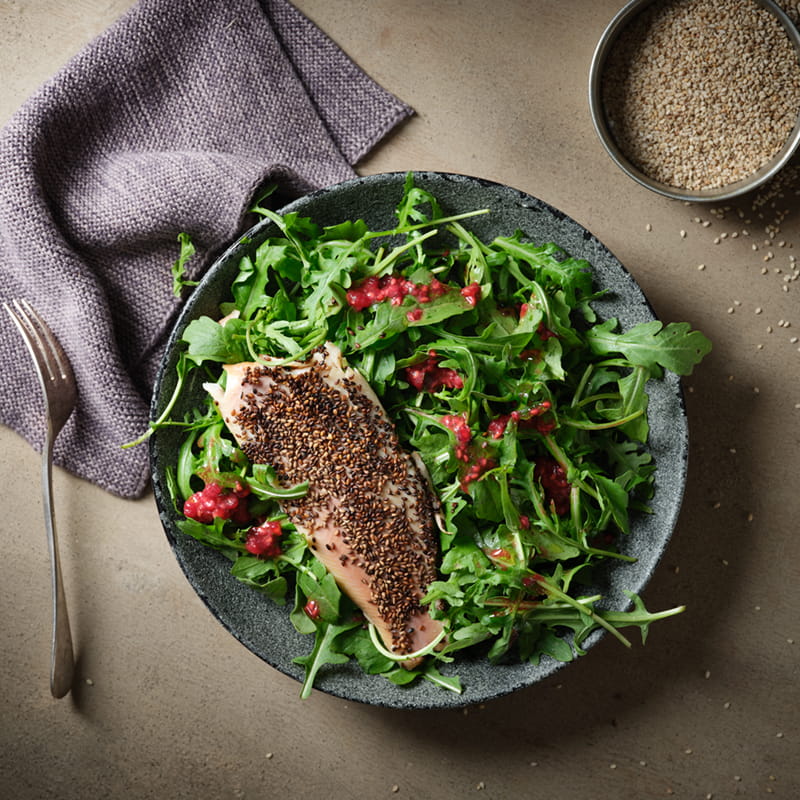 MCC_GeraeucherteForelle_geroesteter_Sesam_800x800px