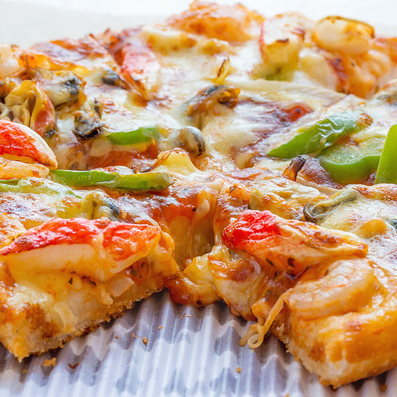 Pizza mit Crevetten und Ingwer 