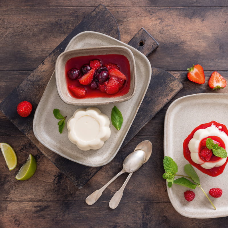 Vanille-Panna Cotta mit Beerenkompott